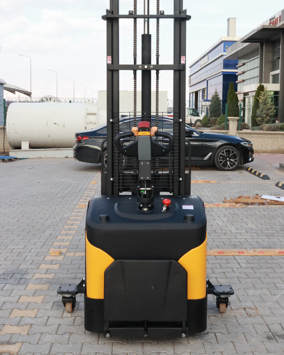 CDDB15 1.5 TON İSTİF MAKİNESİ