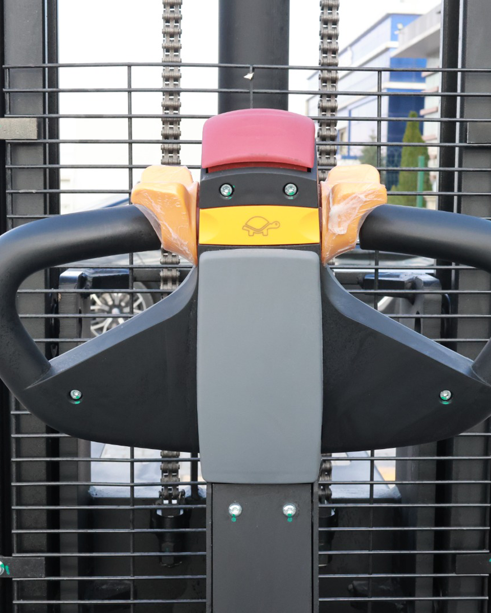 CDDB15 1.5 TON İSTİF MAKİNESİ